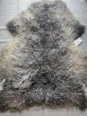 Lammskinn gotland med lång ull nr 21047